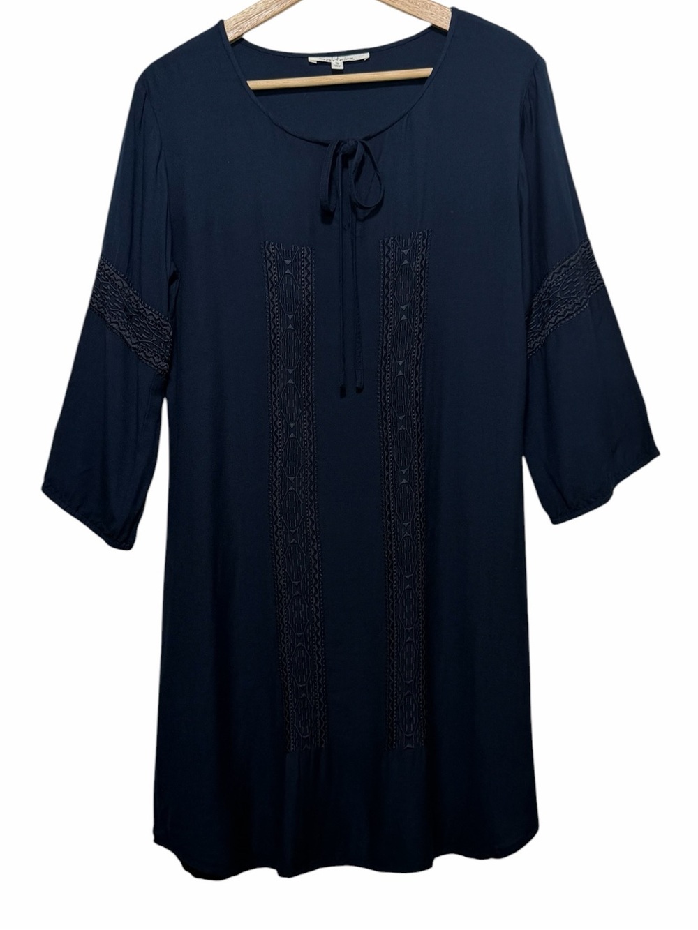 Solitaire Women Navy Embroidered Tassel Tie Round Neck 3/4 Slv Dress Sz S Boho